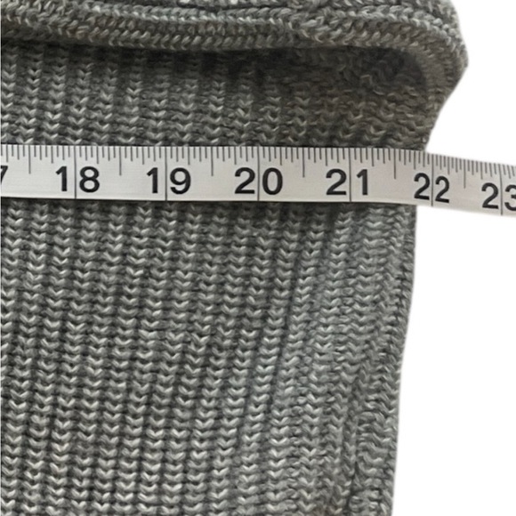 Kenneth Cole Reaction  30% wool Gray Shawl Collar Cardigan - Picture 8 of 10